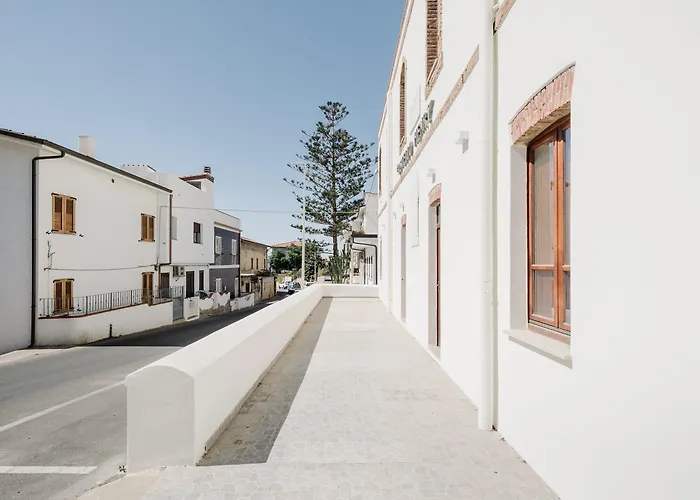 Hostal Henry Buggerru