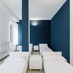 Hostel Henry *